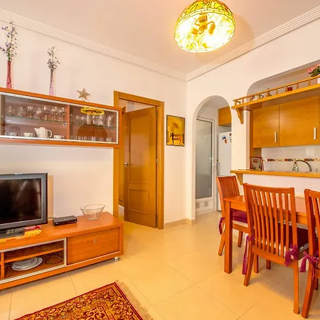 Apartment Bennecke Monica Orihuela